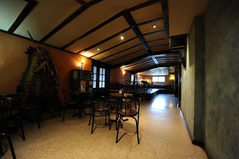Hotel Montearoma Вальверде-дель-Каміно Екстер'єр фото